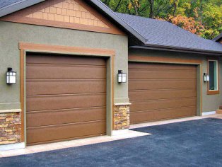 Pricing Guide: How Much Does a Garage Door Replacement Cost? - Lawnstarter