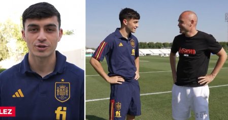 Pedri reacts to meeting childhood idol Iniesta in person - Football | Tribuna.com