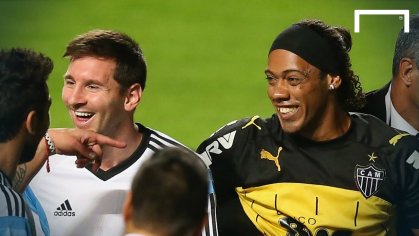 Ronaldinho look-alike meets Messi - YouTube