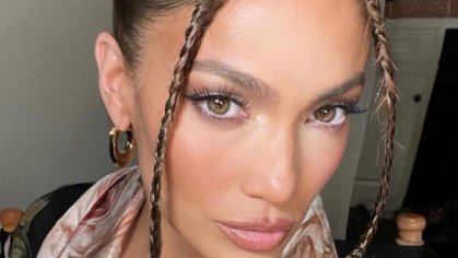 Jennifer Lopez Paired Her Silk Robe With This Signature '90s Hairdo