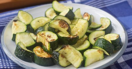 Air Fryer Zucchini - The Cookful