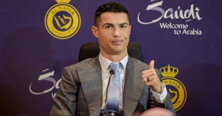 Cristiano Ronaldo salary in Saudi Arabia: How much CR7 is paid by Al Nassr contract, earnings and net worth | Sporting News