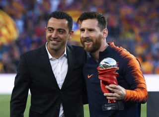 Xavi talks about the delay in Lionel Messi's renewal