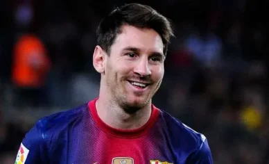 Lionel Messi — Famous Soccer Players