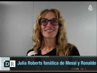 Julia Roberts fanÃ¡tica del Messi y Ronaldo - YouTube