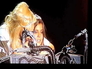 Lady Gaga - Hair live@ Zurich - YouTube