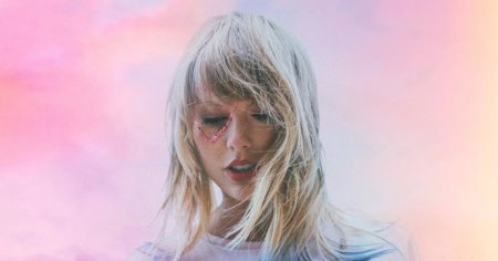 Taylor Swift wird für „You Need To Calm Down“ gefeiert - Musik - jetzt.de