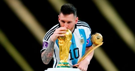 Messi or Ronaldo? The 2022 World Cup Settled the GOAT Debate | Time