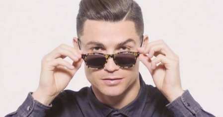 Cristiano Ronaldo banks $1.6m a post at top of Instagram rich list â The Irish Times