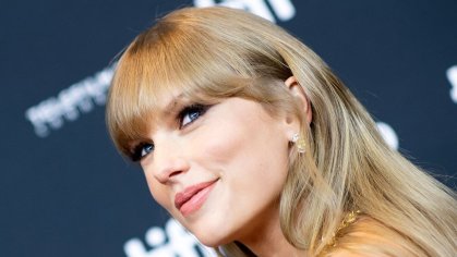 Taylor Swift âKarmaâ Fan Theory Explained | Teen Vogue