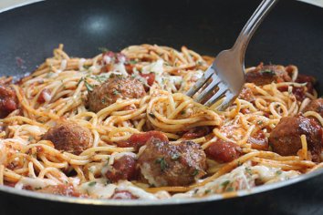 How to Cook Spaghetti and Frozen Meatballs - Delicious Meal!