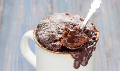 Mug Cake: 10 recetas de bizcocho en taza (para hacer en 5 minutos) | PequeRecetas