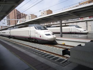 Alicante railway station - Wikipedia