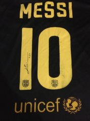 Lionel Messi Signed Barcelona Shirt  | eBay