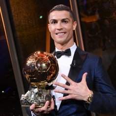 Ballon d'Or : Cristiano Ronaldo sera sacré pour la 6e fois en 2021, explique Florian Gazan