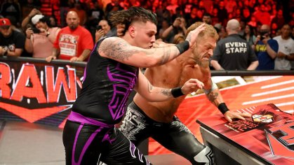 Edge vs. Dominik Mysterio: Raw, Sept. 12, 2022 | WWE