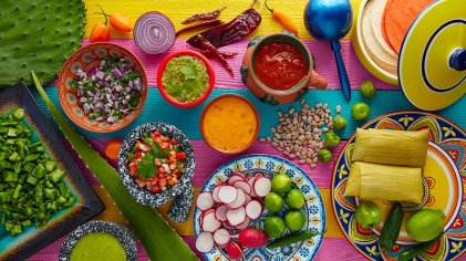 Cómo hacer una noche mexicana y qué platillos debes incluir