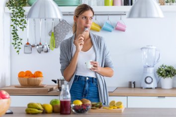 Comer mucho y cenar poco no sirve para adelgazar: da igual cuando hagas la comida fuerte del día, según un nuevo estudio