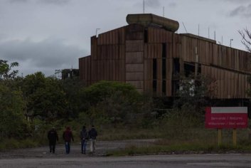 Metalúrgicos desocupam fábrica da MWL, em Caçapava