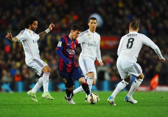 10 Reasons Why Lionel Messi Is Better Than Cristiano Ronaldo
