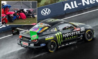 Bathurst Top 10 Shootout is CANCELLED for the first time in history due to torrential rain | Daily Mail Online