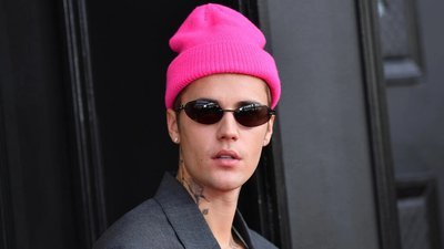 Justin Bieber scraps world tour over health issues