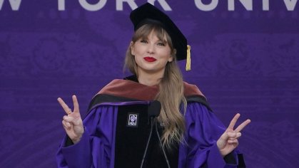 Texas University puts Taylor Swift on the syllabus next to Shakespeare and Chaucer