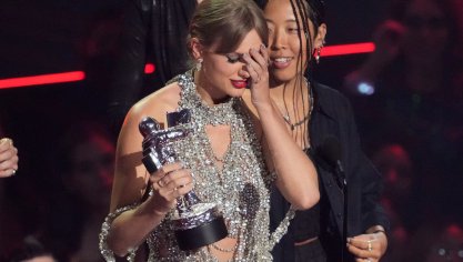 MTV Video Music Awards: Taylor Swift kÃ¼ndigt neues Album an, Johnny Depp spielte Astronaut - DER SPIEGEL