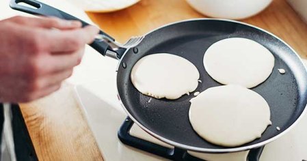 How Long to Cook Pancakes | Laura Fuentes