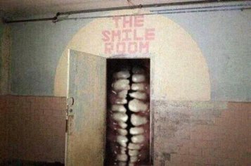 The Smile Room | Villains Wiki | Fandom