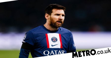 How much money does Lionel Messi earn at PSG? | Football | Metro News