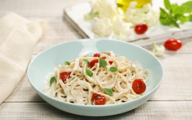 Receita de espaguete ao molho branco de couve-flor - Casa e Jardim | Massa e risoto