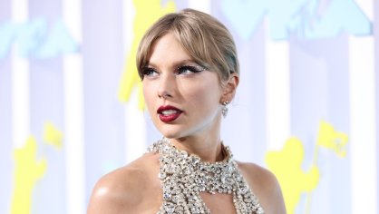 Taylor Swift Announces A New Album At The 2022 MTV VMAs