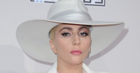 Lady Gaga Debuts Yellow Blonde Hair Color - PureWow