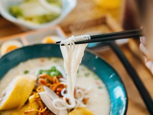 Rice Noodles: Calories, Recipes, How to Cook, and More