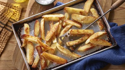 The secret to the perfect oven chips - BBC Food