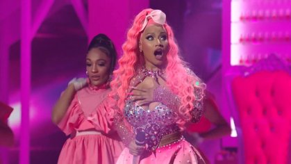 Nicki Minaj Delivers a Medley of Her Hit Songs - MTV VMAs 2022 (Video Clip) | VMA 
