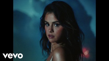 Selena Gomez, Rauw Alejandro - Baila Conmigo (Official Video) - YouTube