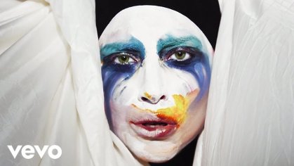 Lady Gaga - Applause (Official Music Video) - YouTube