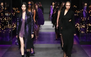 Savoir Flair Reviews Versace Spring/Summer 2023 Collection