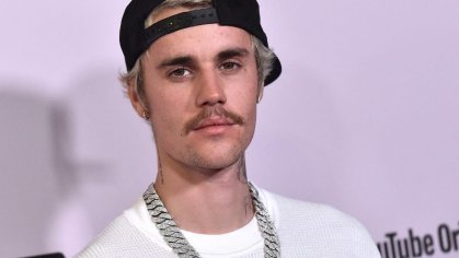 Fact check: No link between Bieber facial paralysis and COVID-19