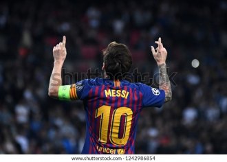 1 834 Lionel Messi Celebration Images, Stock Photos & Vectors | Shutterstock