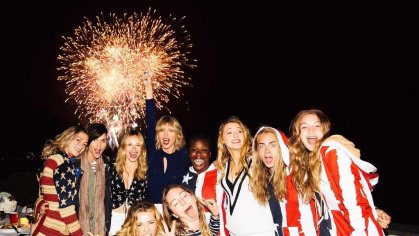 Taylor Swift Celebrated the Fourth of July With Blake Lively, Gigi Hadid, Karlie Kloss, and (Of Couse) Tom Hiddleston | Glamour