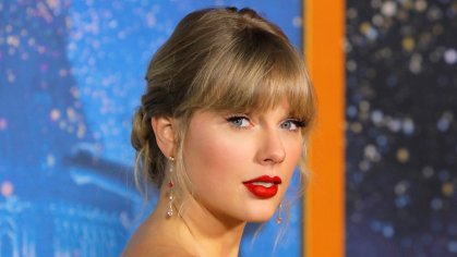 Taylor Swift songwriting course to be offered at university in Texas | Ents & Arts News | Sky News