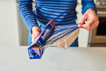 The Surprising Way Aluminum Foil Comes in Handy When You're Painting | Kitchn
