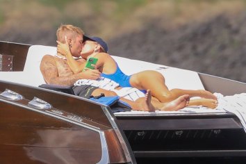 Justin Bieber and Hailey Baldwin Share a Smooch on Their Lake Vacation