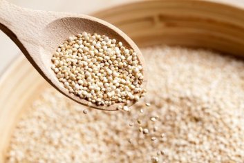 Quinoa: o que é, para que serve e receitas saudáveis - Tua Saúde