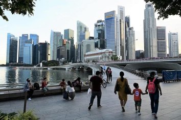 Singapore overtakes Hong Kong as Asia's top financial centre; 3rd in world | The Straits Times
