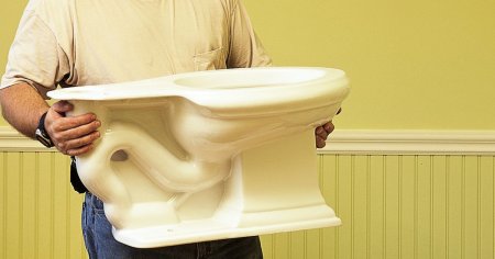 How to Install a Toilet in 8 Steps - This Old House