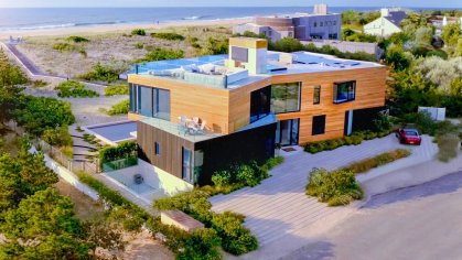Watch Million Dollar Beach House | Netflix Official Site